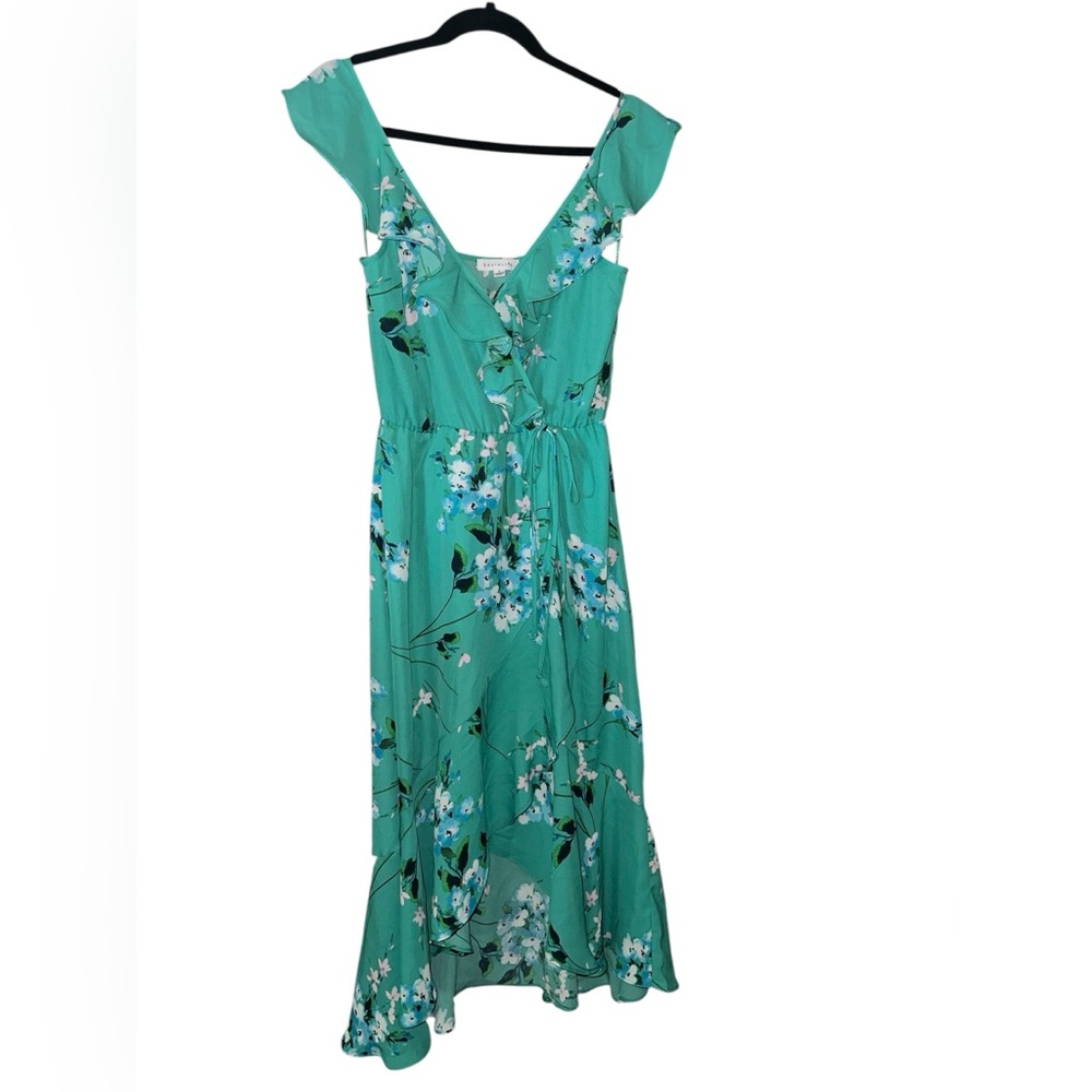 SOCIALITE NWOT FLORAL HIGH LOW DRESS SIZE SMALL